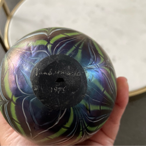 1978 Vandermark Signed Glass paperweights - Picture 5 of 6